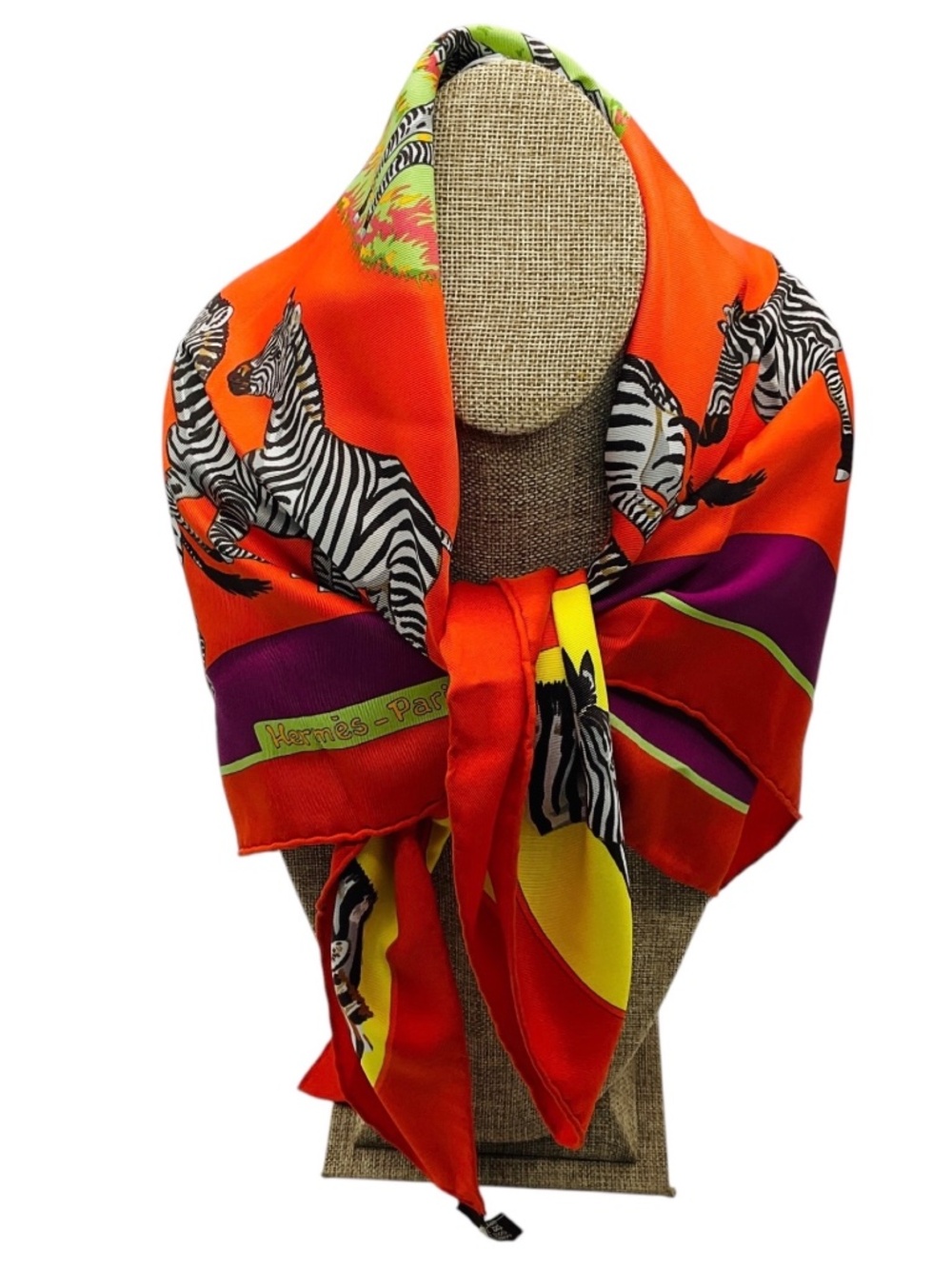 HERMES ORANGE MULTI LES ZEBRES PRINT SQUARE SILK TWILL SCARF - Picture 8 of 8